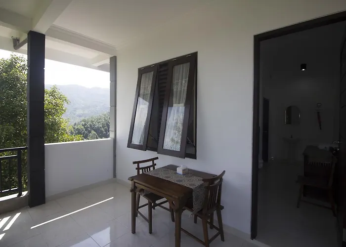 Dangin Mangkalan Séjour chez l'habitant *